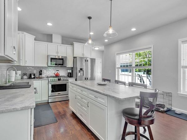 122 Milton St, Unit 122, Dedham, MA 02026