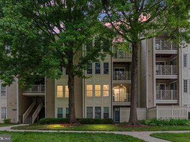 12241 FAIRFIELD HOUSE DRIVE, Unit 305B, FAIRFAX, VA 22033
