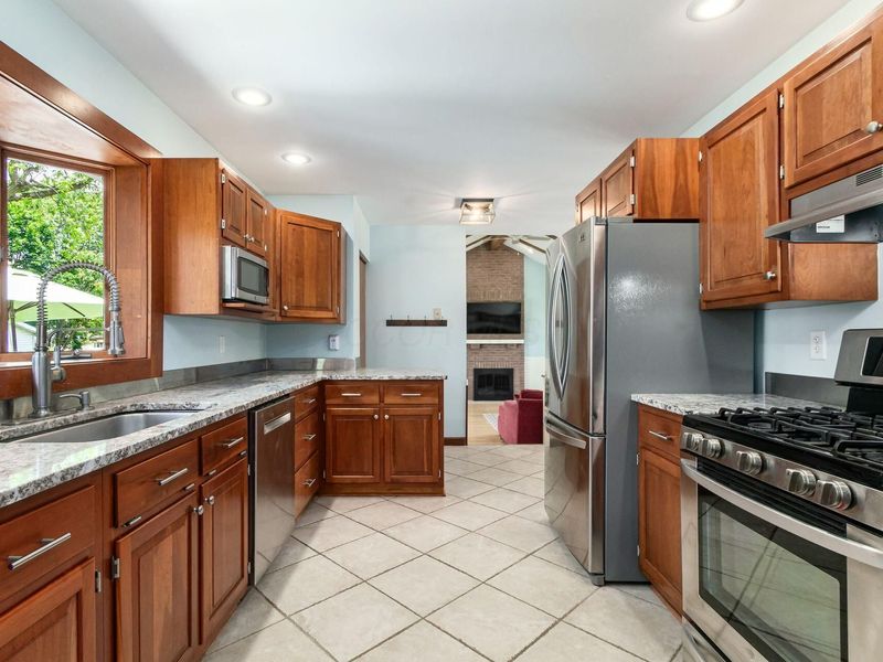 10 Columbia Avenue, London, OH 43140 Photo 10