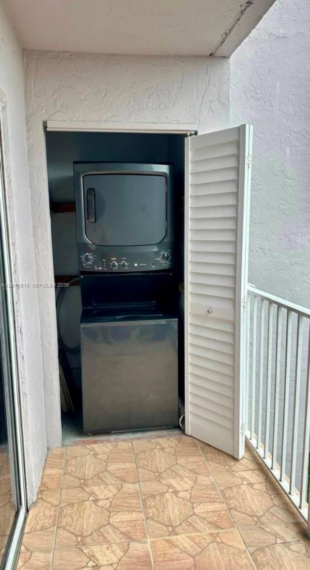2680 W 76th St , Unit 211, Hialeah, FL 33016 Photo