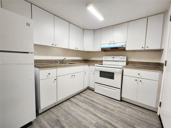 13285 NE 6th Ave, Unit N402, North Miami, FL 33161