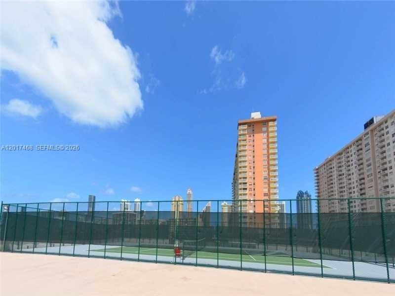 301 174th St , Unit L12, Sunny Isles Beach, FL 33160 Photo