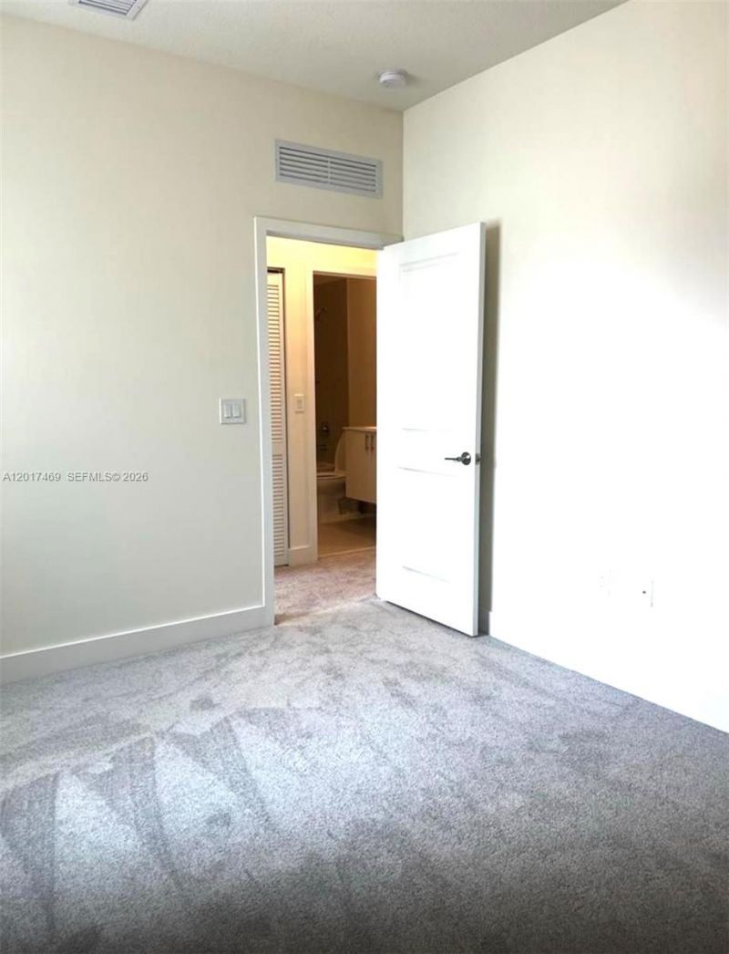 4263 NW 83rd Path , Doral, FL 33166 Photo