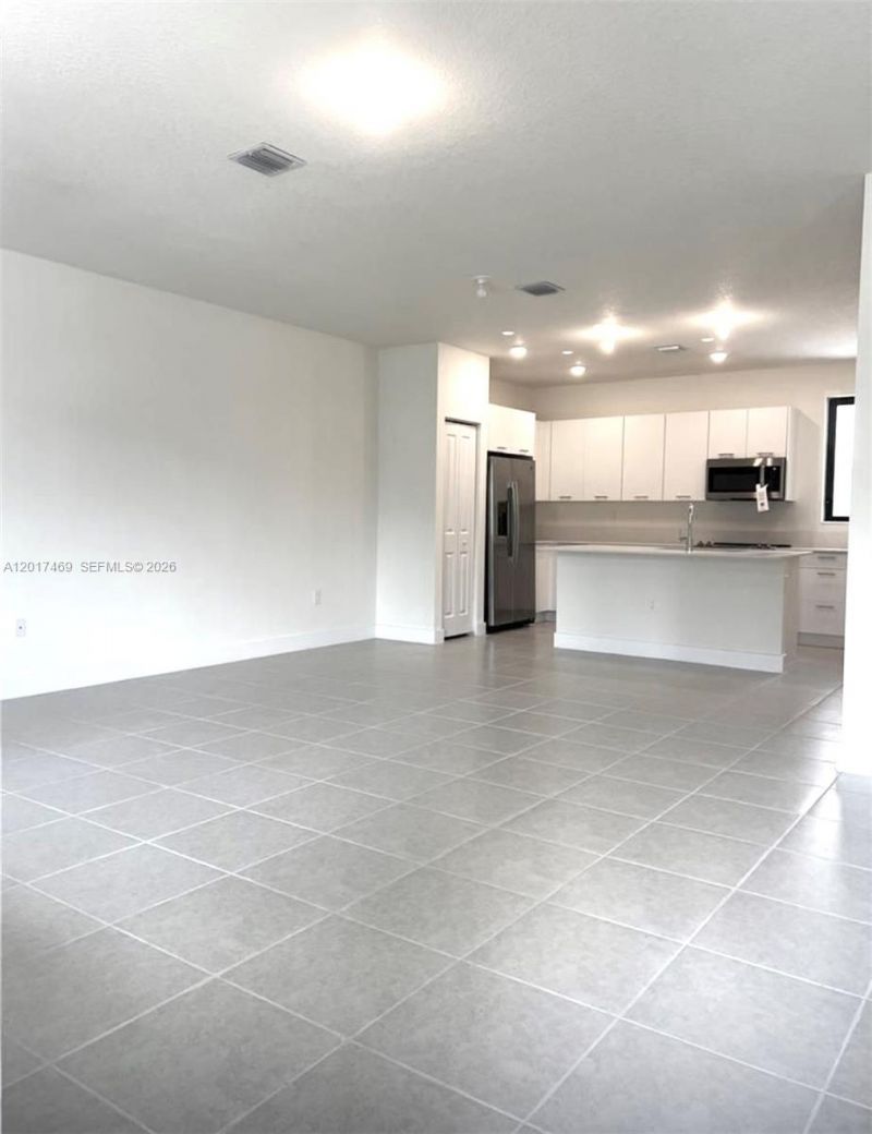 4263 NW 83rd Path , Doral, FL 33166 Photo