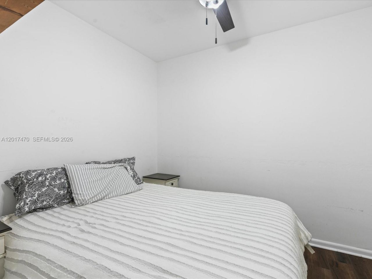 5005 Collins Ave , Unit 222, Miami Beach, FL 33140 Photo