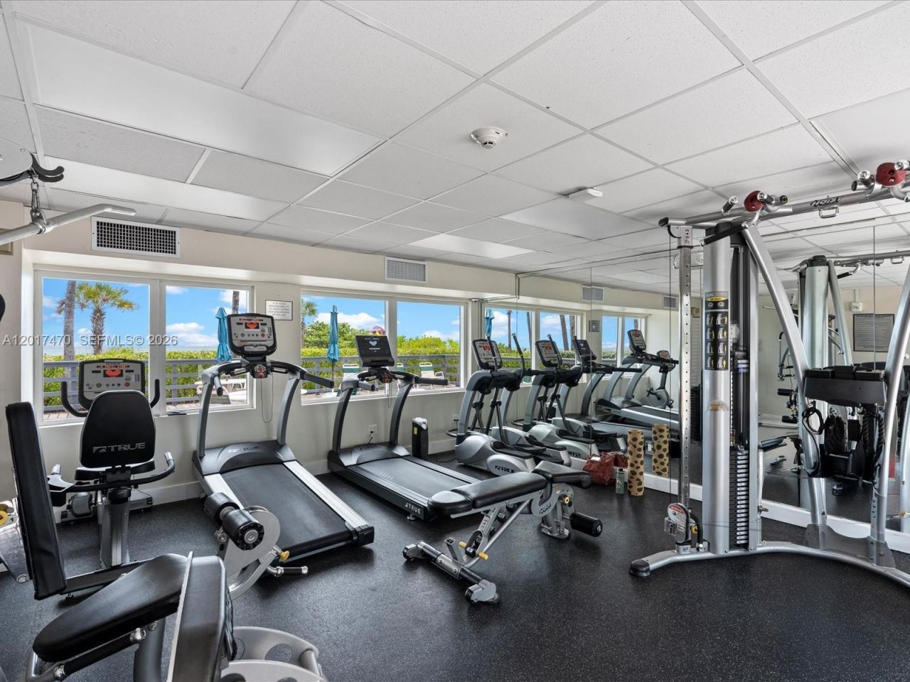 5005 Collins Ave , Unit 222, Miami Beach, FL 33140 Photo