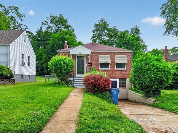 240 S Barat Avenue , St Louis, MO 63135