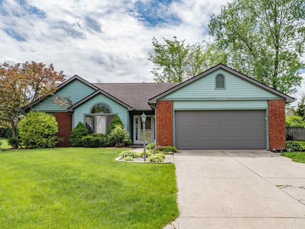 9909 Hidden Meadows Place, Fort Wayne, IN 46825
