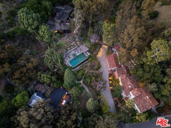 1900 N Vista Street, Los Angeles, CA 90046