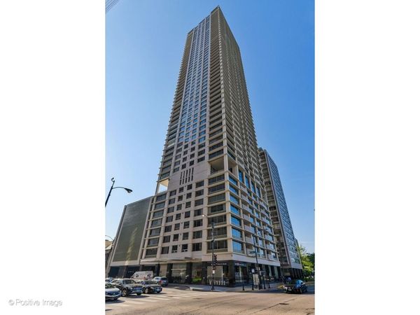 1000 N Lake Shore Plaza , Unit 39B, Chicago, IL 60611