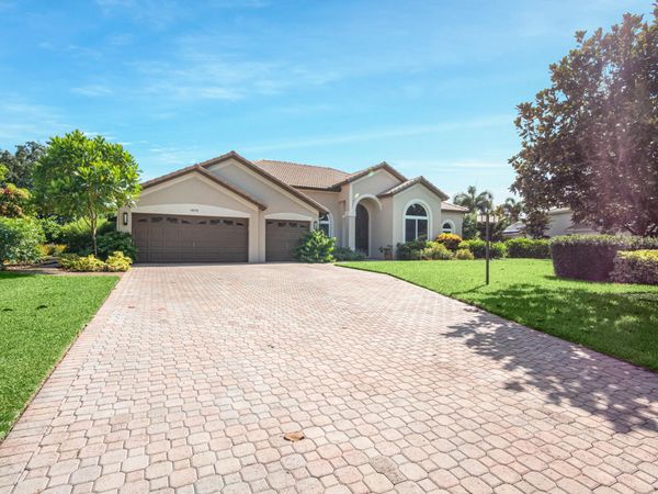 9676 Eagle Point Lane, Lake Worth, FL 33467