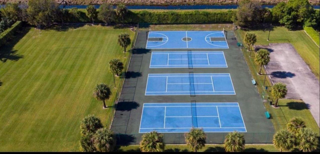 9676 Eagle Point Lane, Lake Worth, FL 33467 Photo