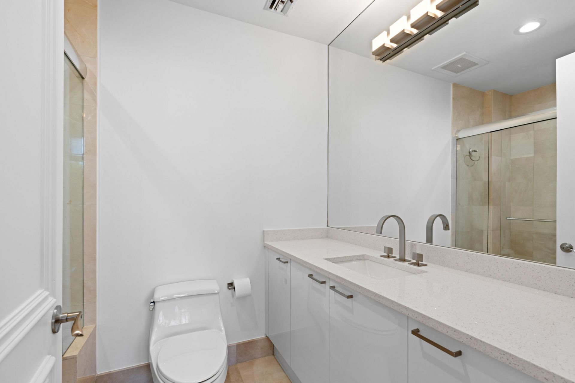 701 SE 21st Avenue, Unit 109, Deerfield Beach, FL 33441 Photo