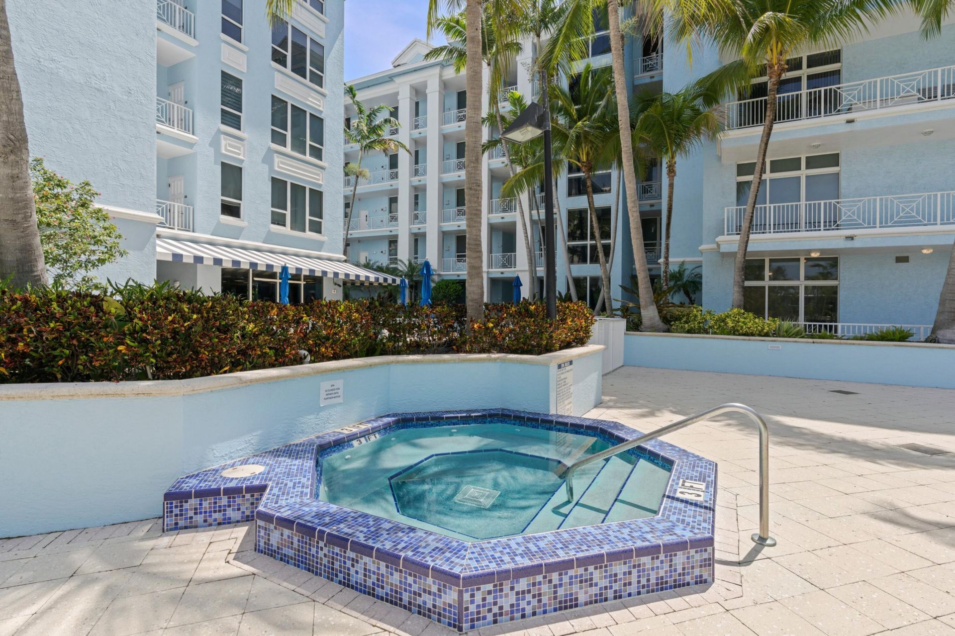 701 SE 21st Avenue, Unit 109, Deerfield Beach, FL 33441 Photo
