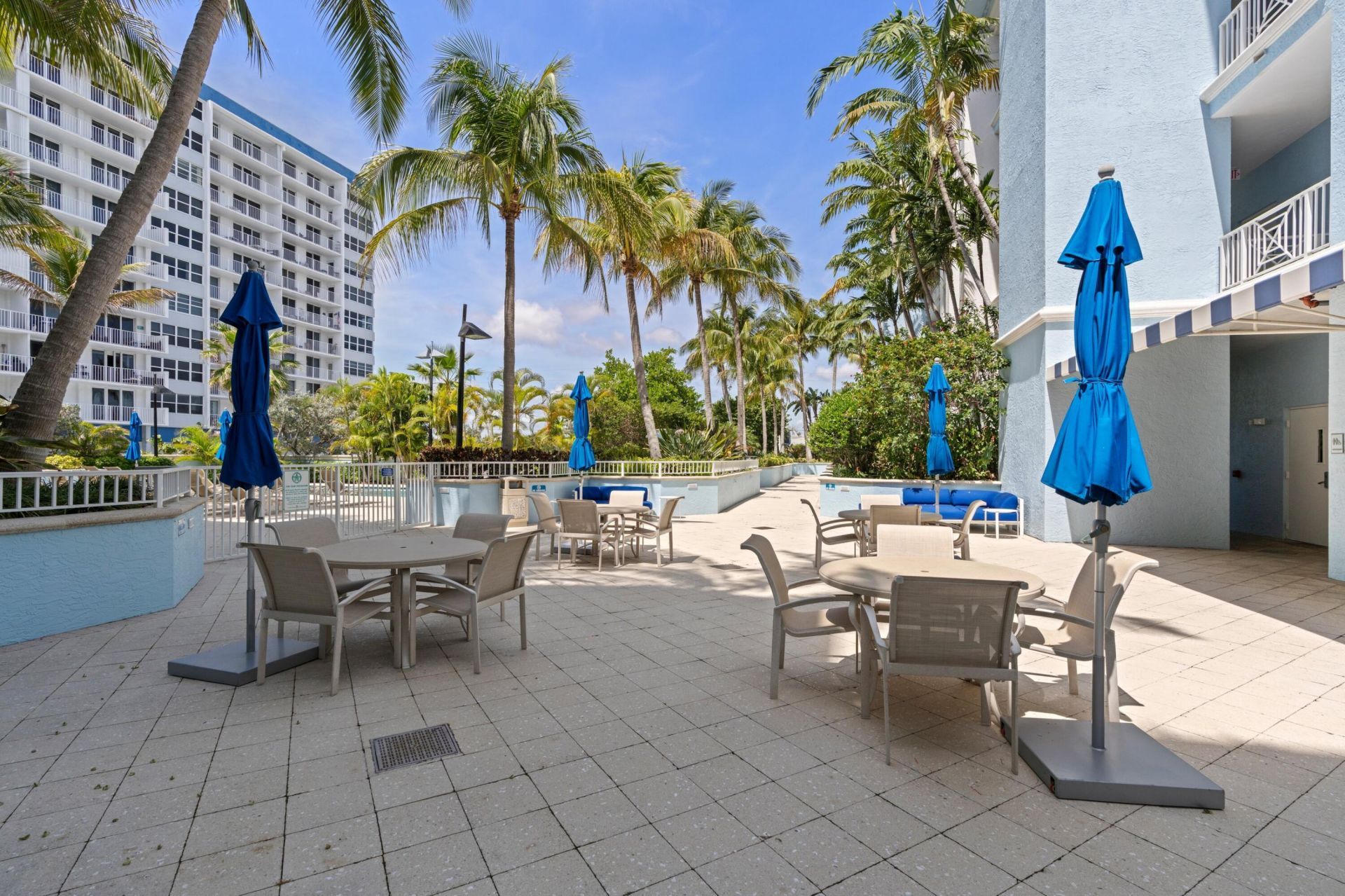 701 SE 21st Avenue, Unit 109, Deerfield Beach, FL 33441 Photo