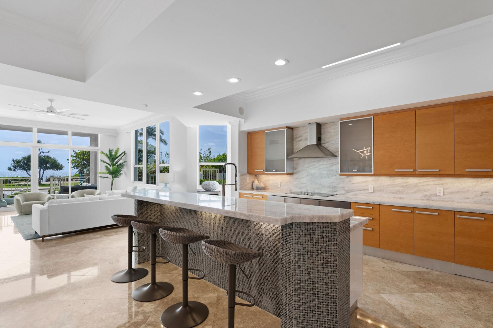 701 SE 21st Avenue, Unit 109, Deerfield Beach, FL 33441 Photo