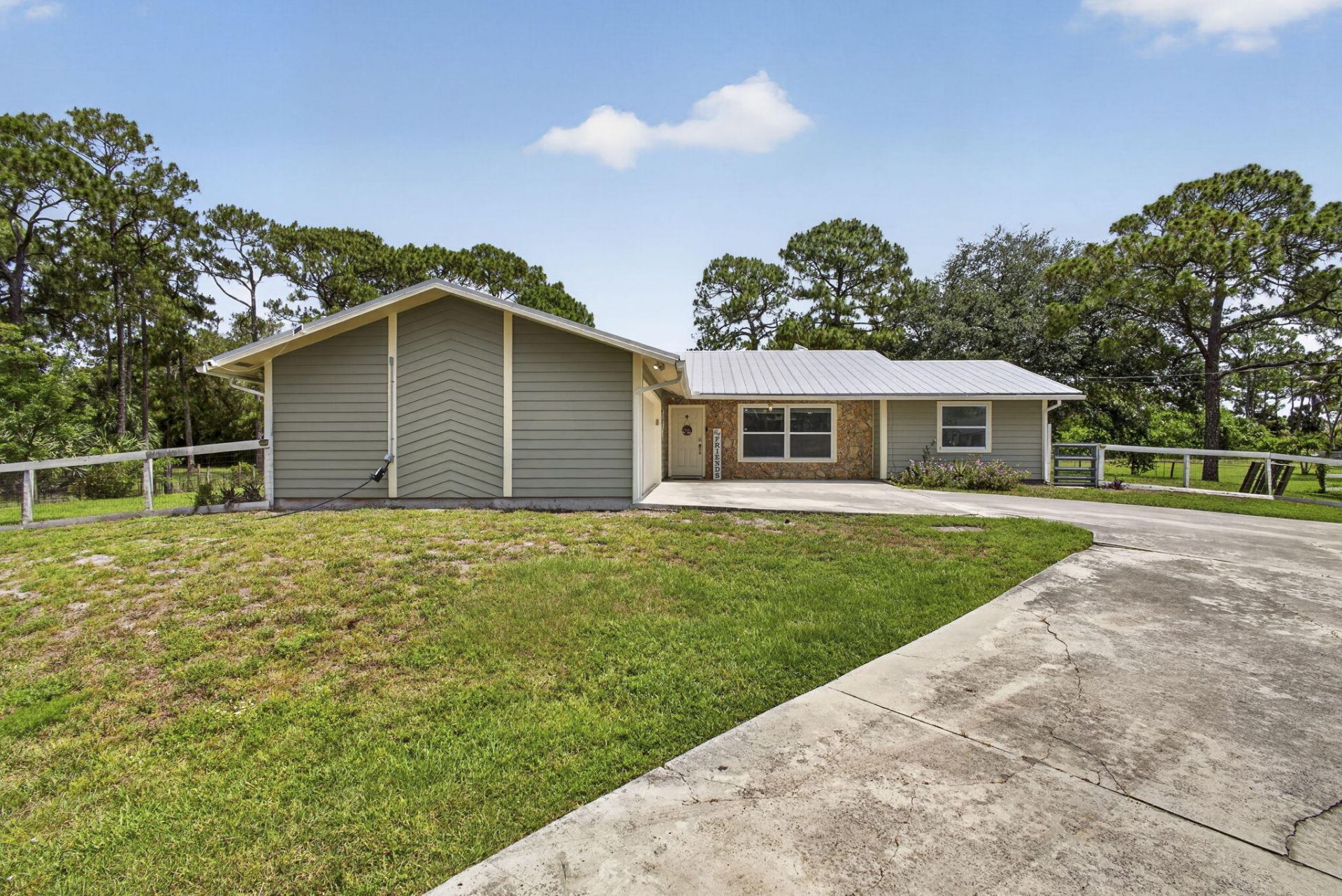 11127 46th Place N, West Palm Beach, FL 33411 Photo