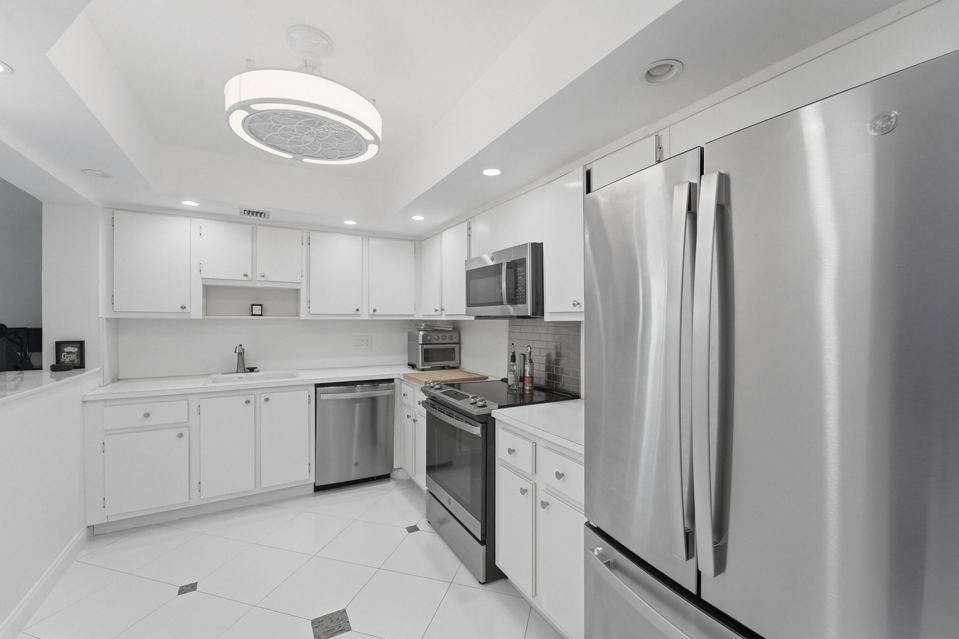 2681 S Course Drive, Unit 808, Pompano Beach, FL 33069 Photo