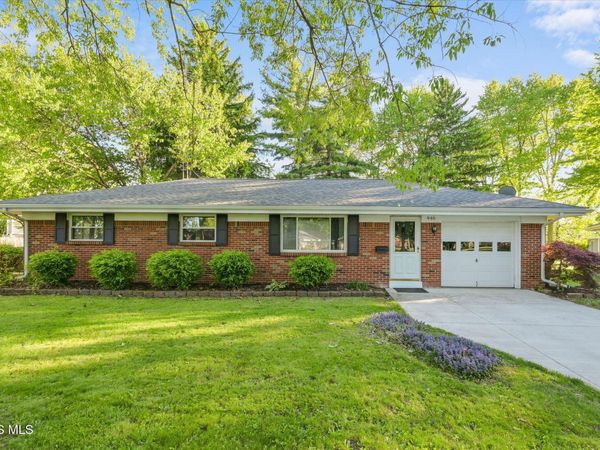 940 Joliet Drive, Maumee, OH 43537