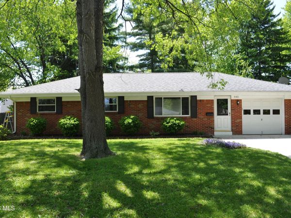 940 Joliet Drive , Maumee, OH 43537