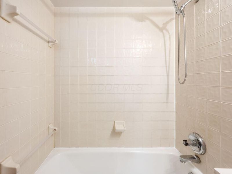 4010 Etna Street, Columbus, OH 43213 Photo 35