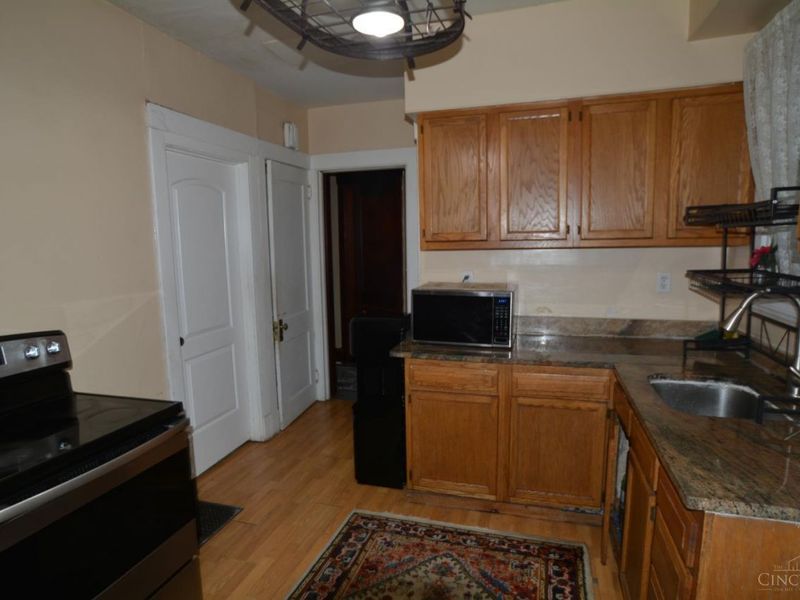 11122 Main Street, Cincinnati, OH 45241 Photo 4