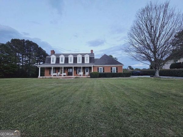 1444 Doe Valley Drive, Lithonia, GA 30058