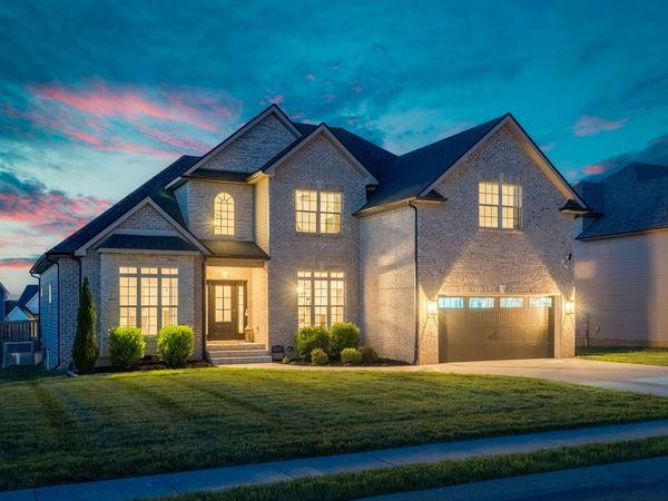 238 Cotoneaster Ln, Clarksville, TN 37043