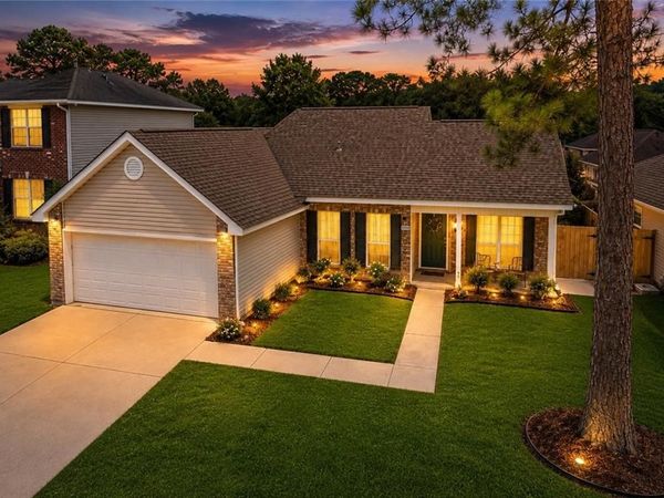 2140 WELLINGTON Lane, Slidell, LA 70461