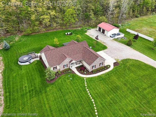 8871 N Gregory Road, Conway Twp, MI 48836
