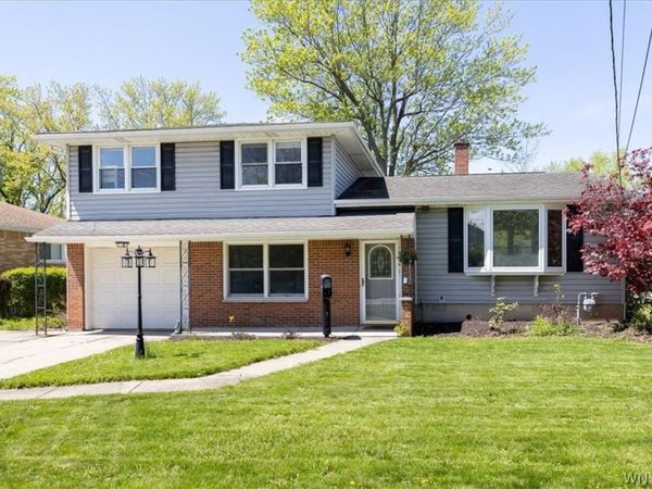 76 Frankhauser Road, Williamsville, NY 14221