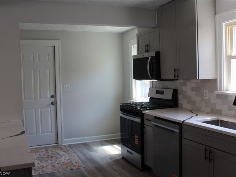 3629 W 130th Street, Cleveland, OH 44111 Photo 9