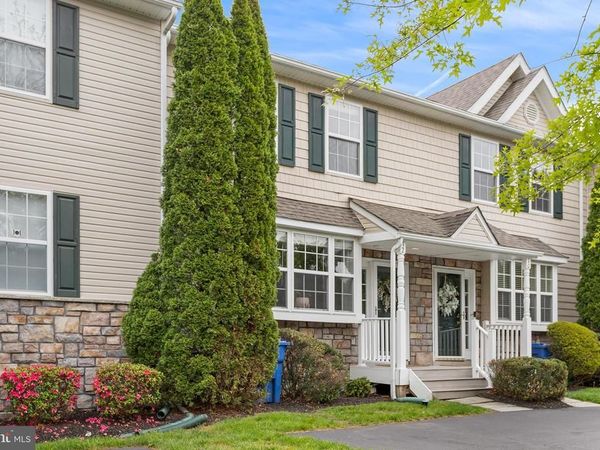 12 HOAG LANE , ASTON, PA 19014