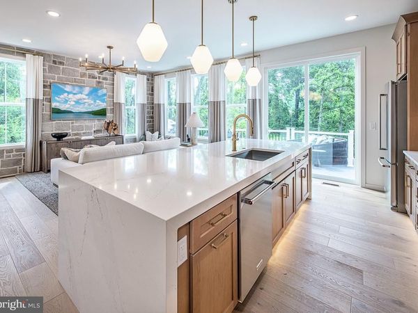102 CAMYRN COURT , DOWNINGTOWN, PA 19335
