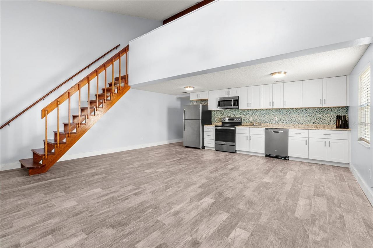 8520 Us Highway 1, Unit D3, Micco, FL 32976 Photo