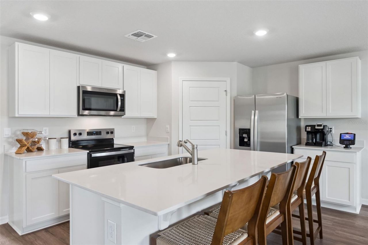 227 Skyfield Court , Lady Lake, FL 32159 Photo