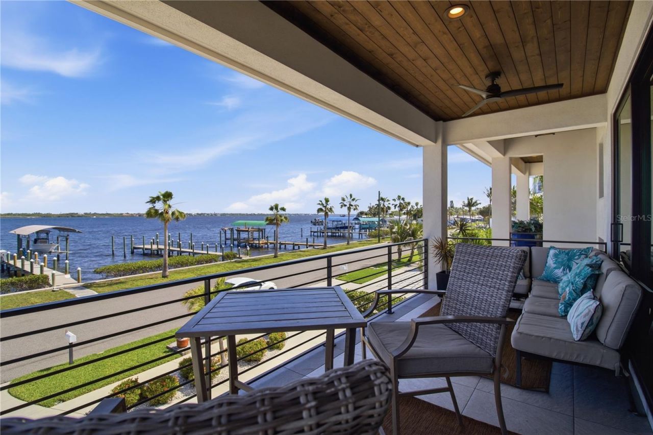 1912 Riverside Drive E, Bradenton, FL 34208 Photo