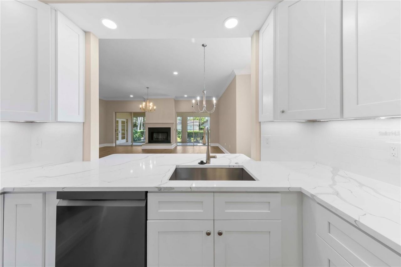 4424 Highland Park, Unit 5, Sarasota, FL 34235 Photo