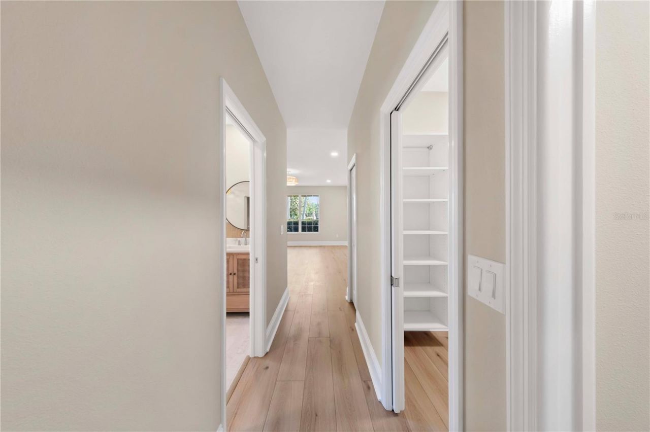 4424 Highland Park, Unit 5, Sarasota, FL 34235 Photo