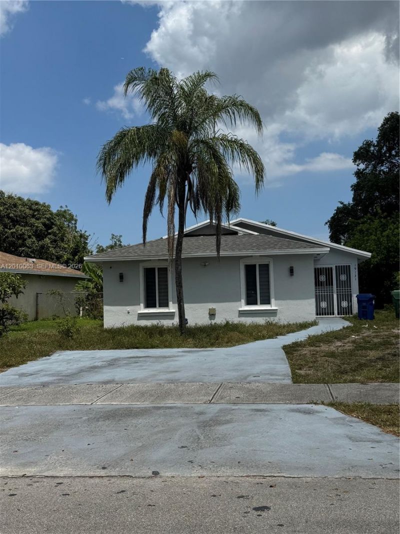 19131 NW 33rd Ct , Miami Gardens, FL 33056 Photo