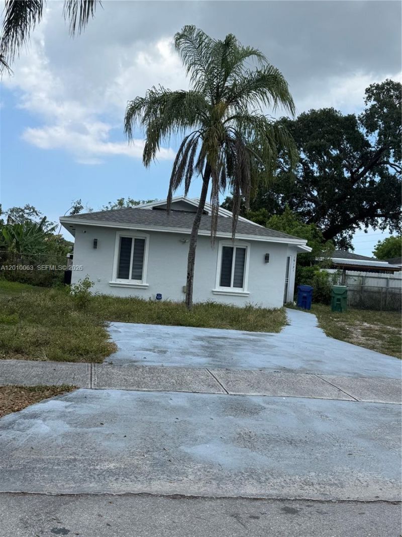 19131 NW 33rd Ct , Miami Gardens, FL 33056 Photo