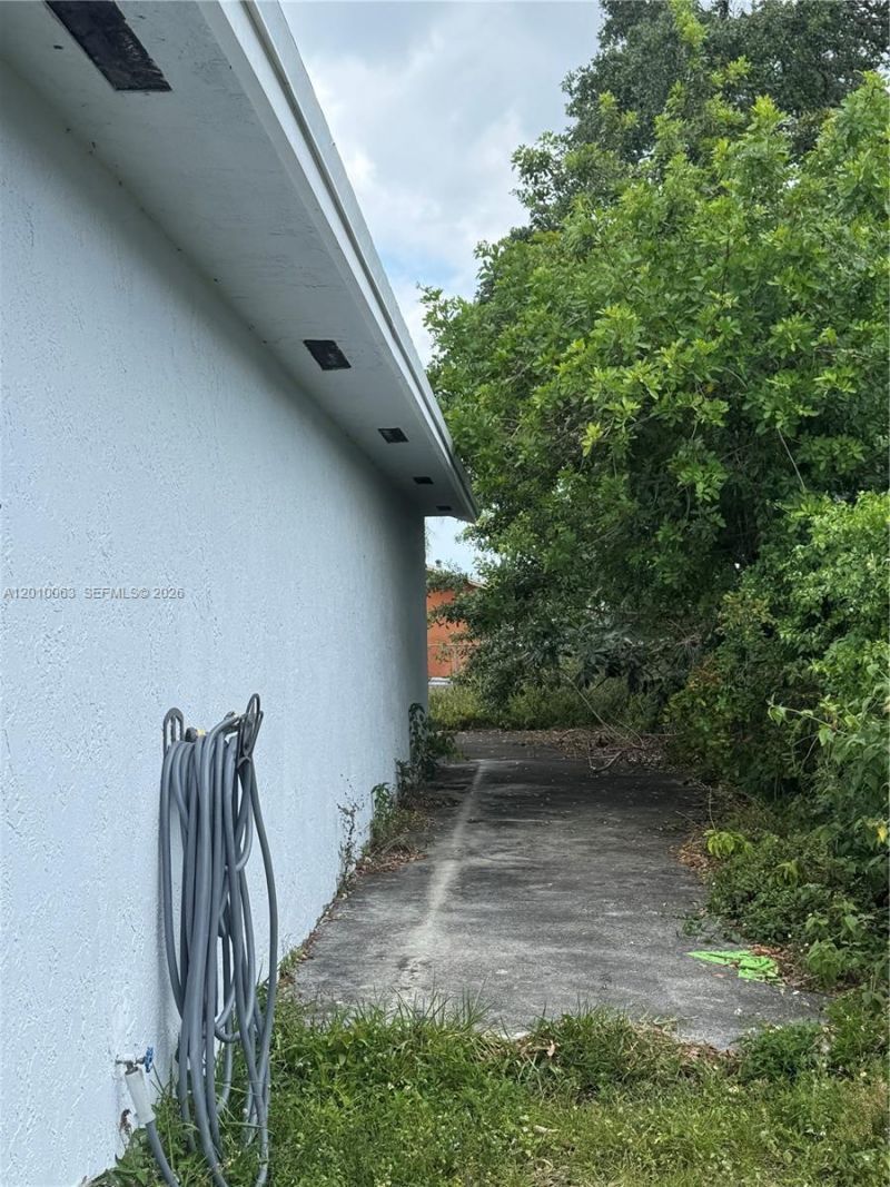 19131 NW 33rd Ct , Miami Gardens, FL 33056 Photo
