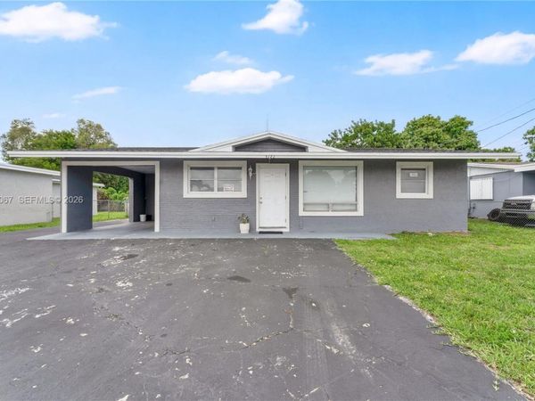 3171 NW 16th St , Lauderhill, FL 33311