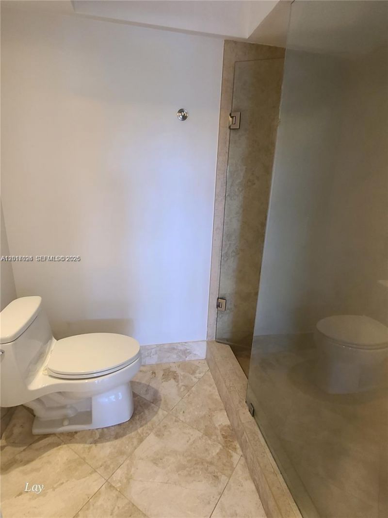 Please Call For Address, Unit 7F, North Miami Beach, FL 33162 Photo