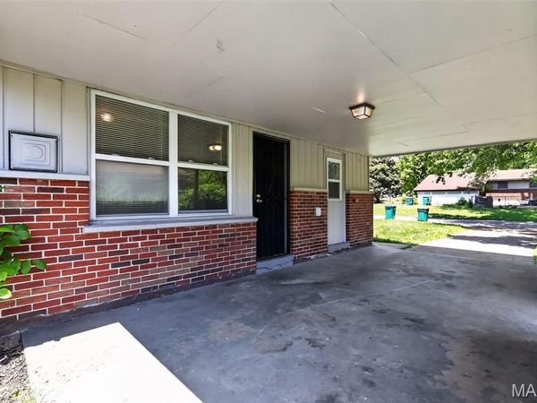 2314 Collett Drive , St Louis, MO 63136