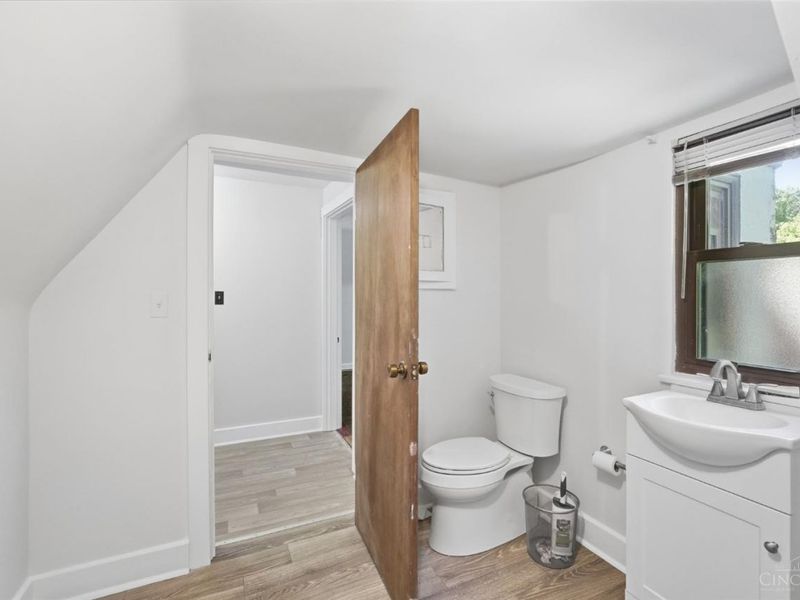 3931 Leyman Drive, Cincinnati, OH 45229 Photo 41