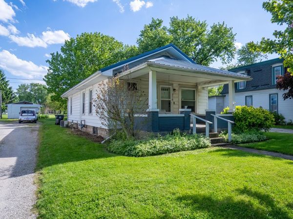 210 E Prairie Street, Leesburg, IN 46538