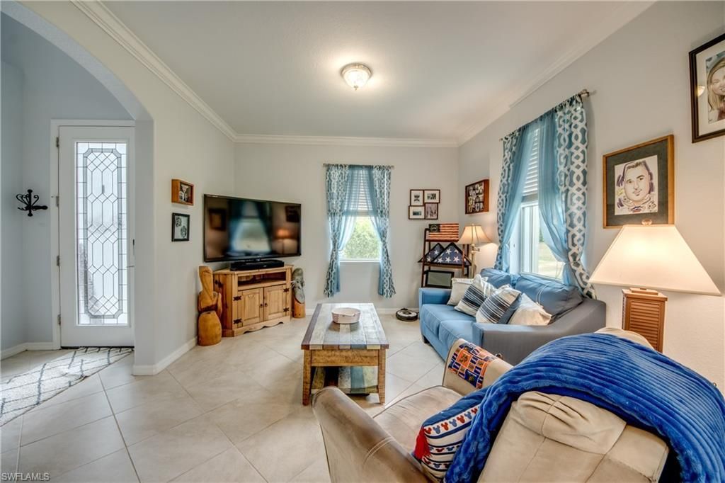3613 Valle Santa Cir, Cape Coral, FL 33909 Photo