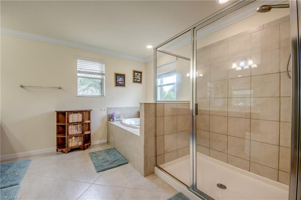 3613 Valle Santa Cir, Cape Coral, FL 33909 Photo