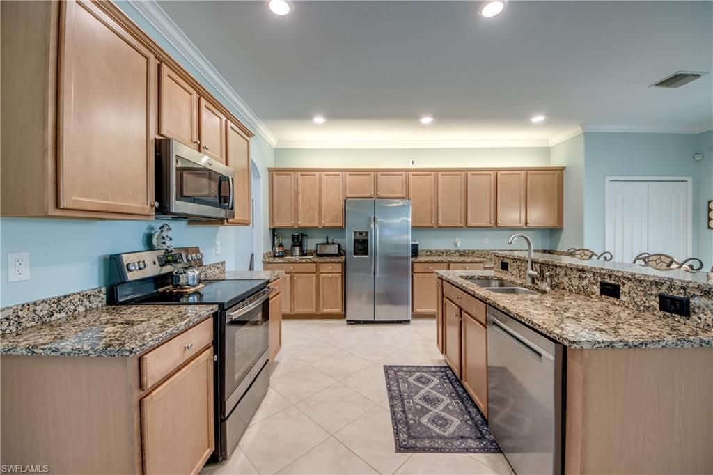 3613 Valle Santa Cir, Cape Coral, FL 33909 Photo